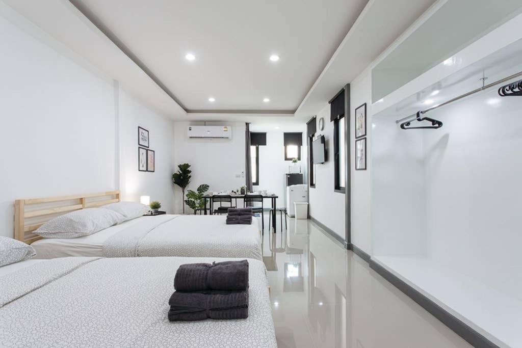 P4 Silom Large 2Beds Full Kitchen Wifi 4-6Pax Διαμέρισμα Μπανγκόκ Εξωτερικό φωτογραφία