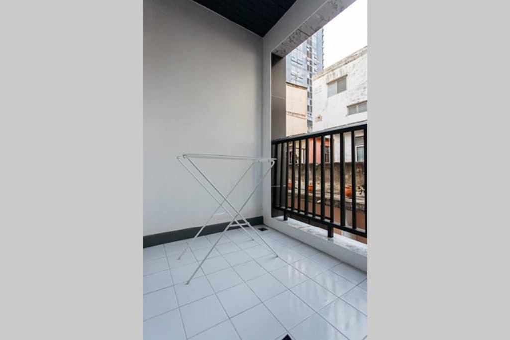 P4 Silom Large 2Beds Full Kitchen Wifi 4-6Pax Διαμέρισμα Μπανγκόκ Εξωτερικό φωτογραφία